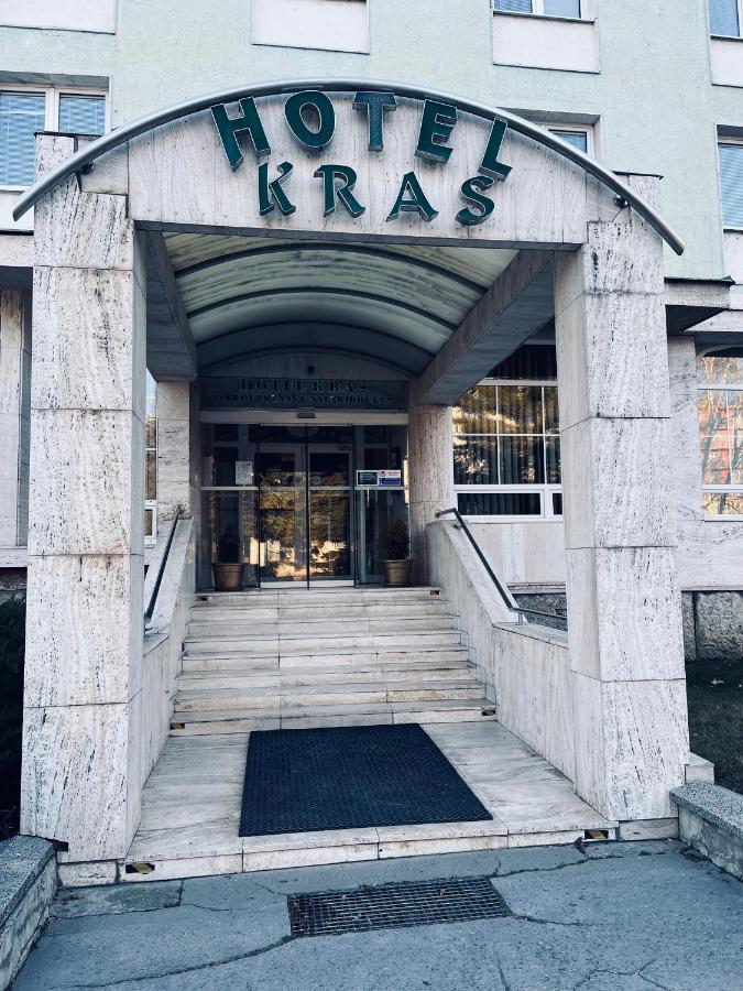 Hotel Kras Rožňava Exteriör bild